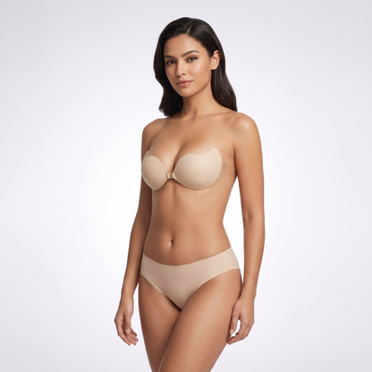 Frau trägt shapeonyou Invisible Lift Bra – Dreiviertelansicht